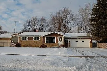 5450 Westchester Dr photo 1