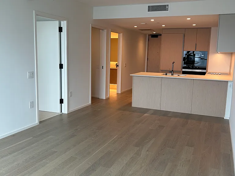 333 Ward Ave #2607 — Photo 2