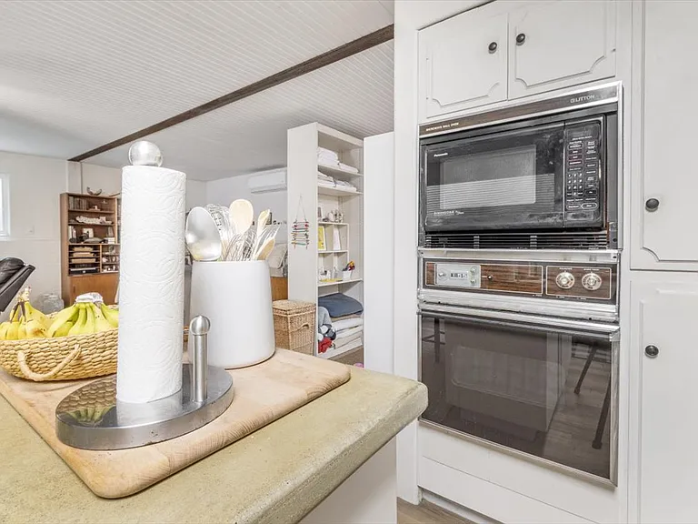 2102 Deerpark Dr — Photo 43