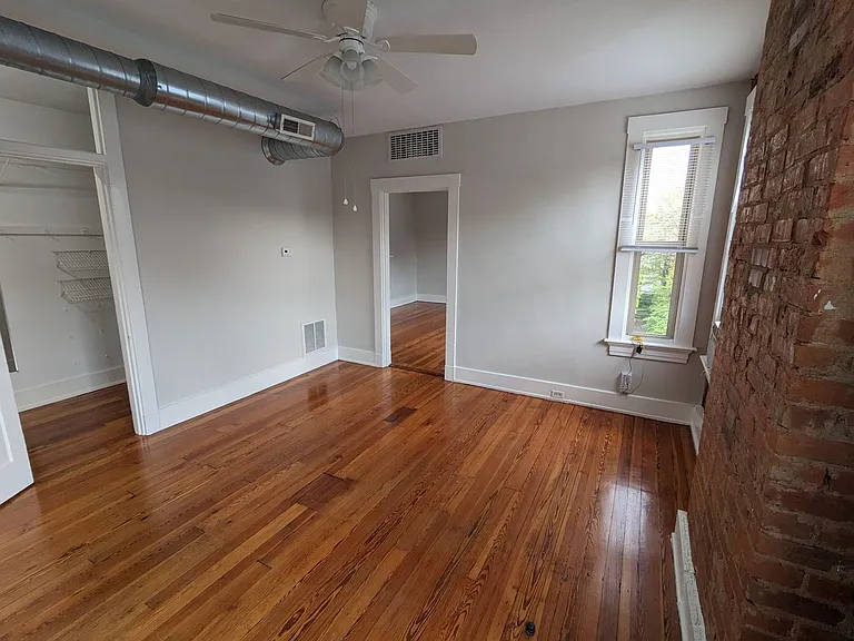 225 Fosdick St — Photo 14