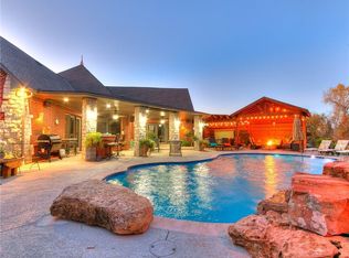 11705 W Little Ln, Mustang, OK 73064