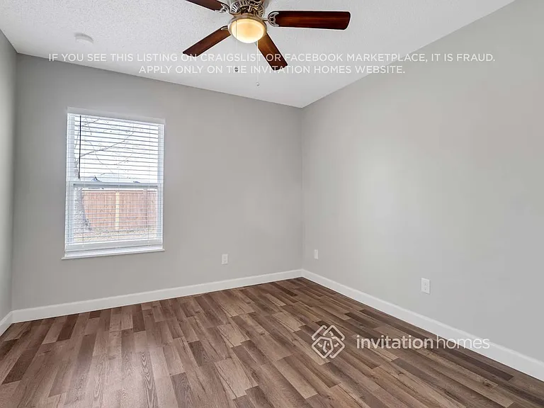 12427 Amanda Cove Trl — Photo 17