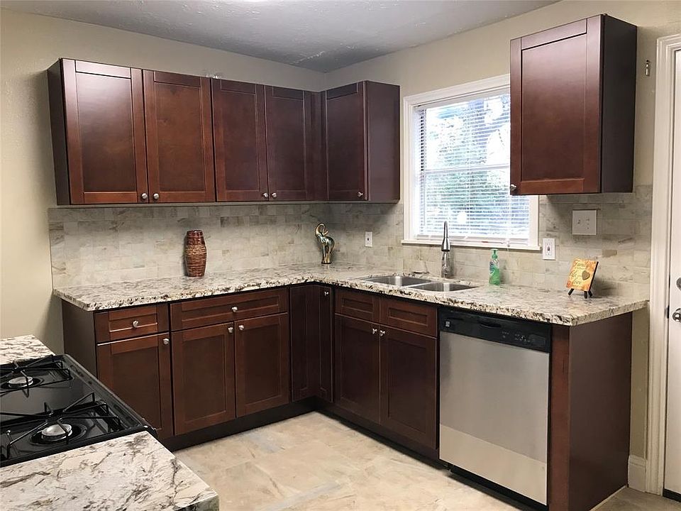 1st image of 7648 Teesdale Dr