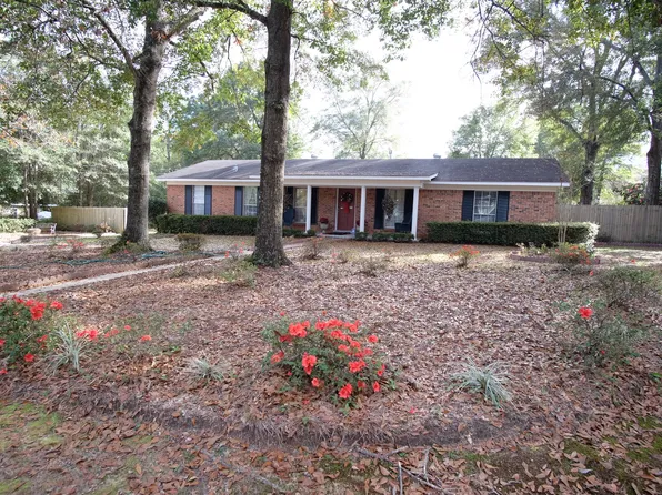 5413 Malcolm Dr, Mobile, AL 36693