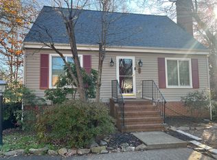 384 Minor Ridge Rd, Charlottesville, VA 22901