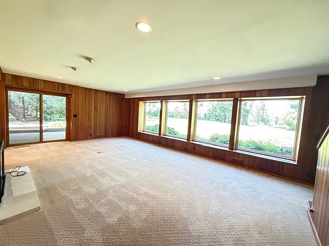1 Raccoon Rd — Photo 16