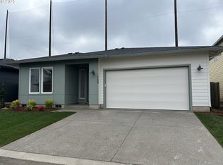 704 Magnolia Ave #43, Woodburn, OR