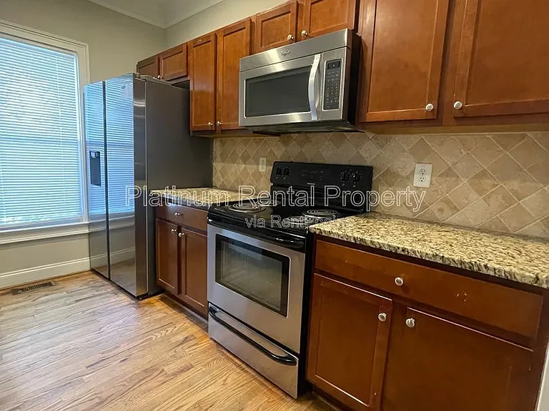 750 Terry St SE — Photo 22