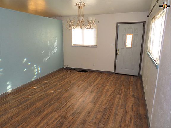 5th image of 448 Jensen St