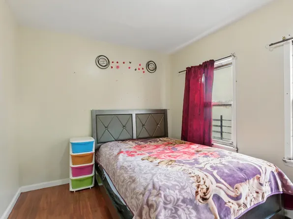 2517 Boston Road image 9 of 12