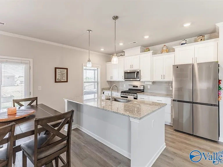 107 Ranna Dr — Photo 9
