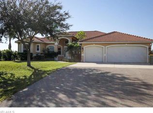 2760 43rd Ave NE, Naples, FL 34120