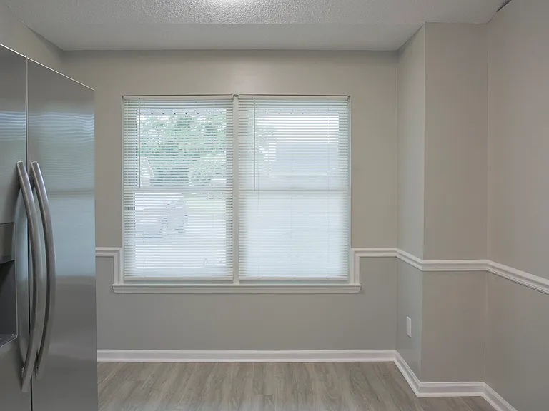 607 Scott St — Photo 13