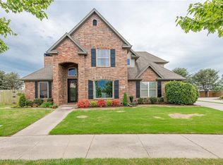 5943 Doris Hunt Ct, Springdale, AR 72762