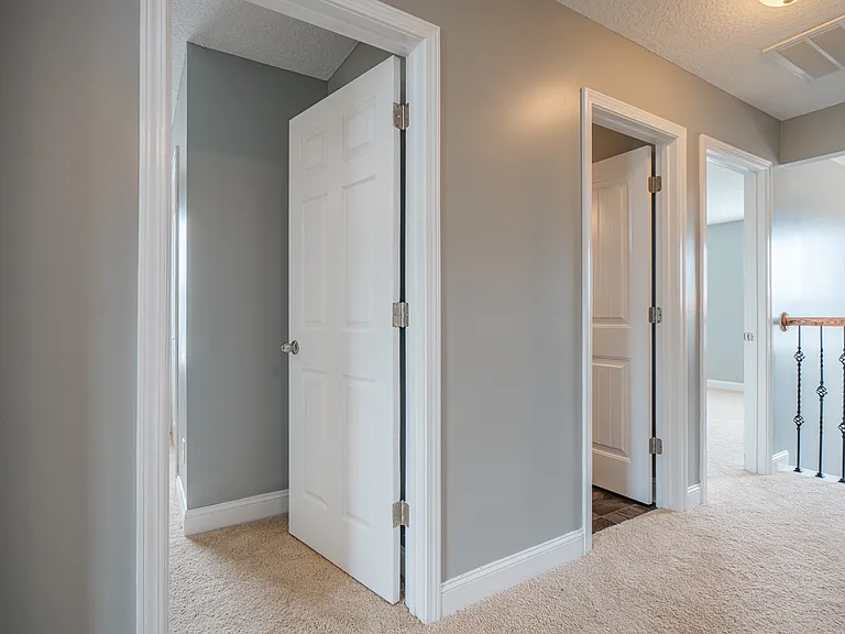 717 Highgrove Ct — Photo 49