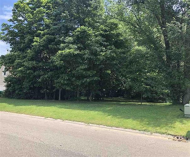 2nd image of 53194 Bracken Fern Dr