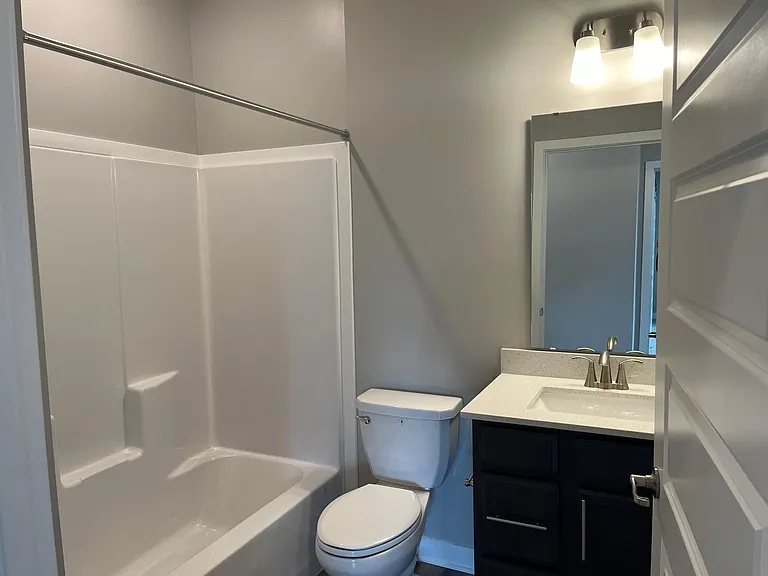 1741 Berwyn Ln — Photo 21