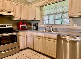 332 NE 7th St, Belle Glade, FL 33430