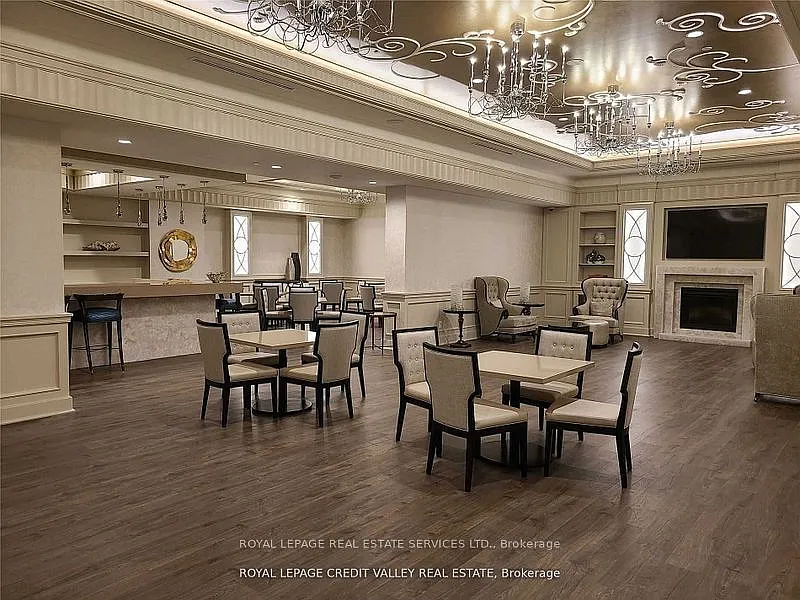 Park Avenue Place — Photo 3