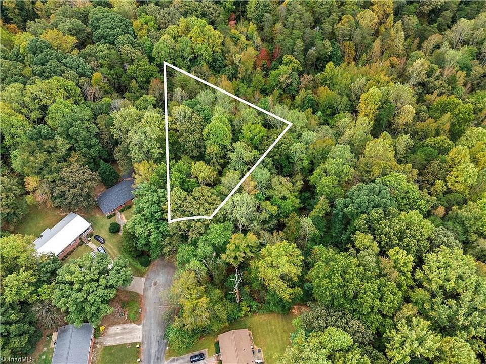 2nd image of 0 Pinecrest Dr