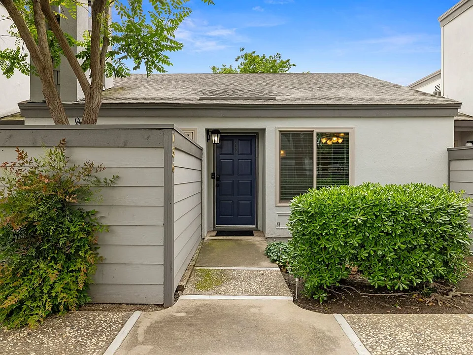 1313 Floyd Ave #136