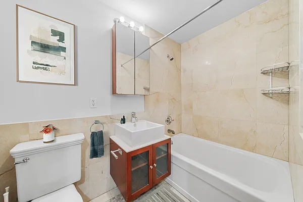 Rented by Vector New York, LLC | media 15