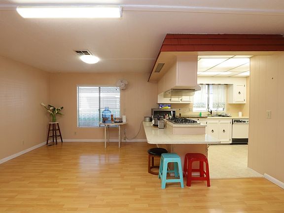 5th image of 360 Los Encinos Ct #360