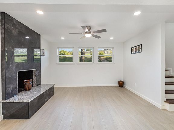 5th image of 707 W Red Bird Ln