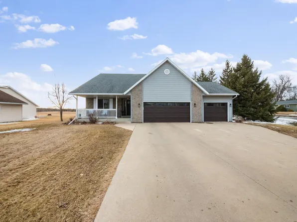 1820 Summer Ln, Alexandria, MN 56308