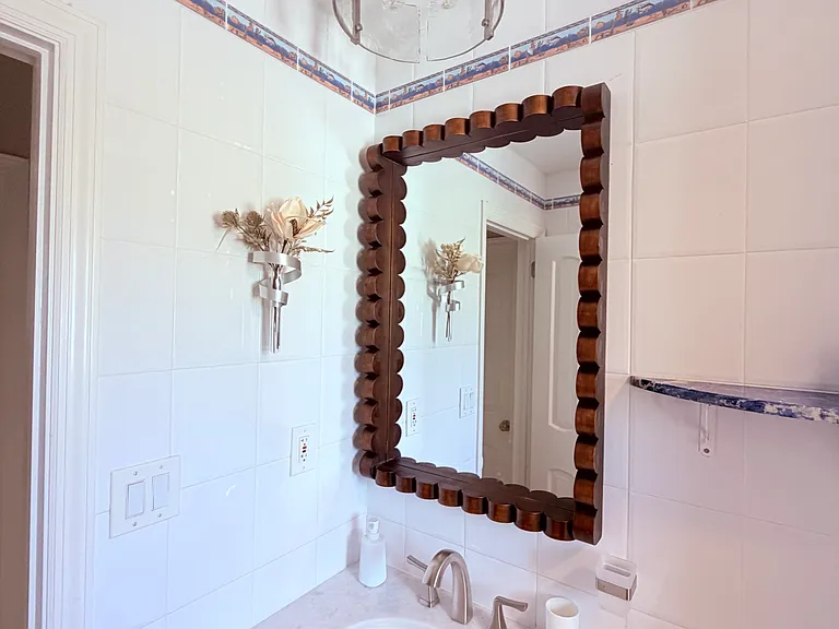 8 Mill Pond Rd — Photo 21