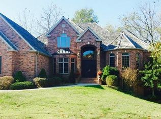 5149 S Bellhurst Ct, Springfield, MO 65804