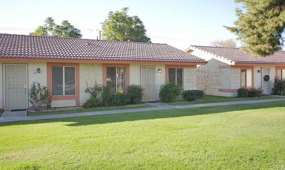 1st image of 82075 Country Club Dr Unit 1
