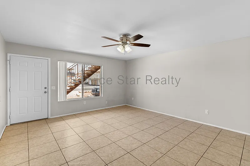 Parkway Village — Photo 3
