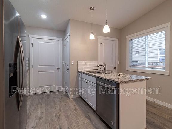 5th image of 3507 Y St