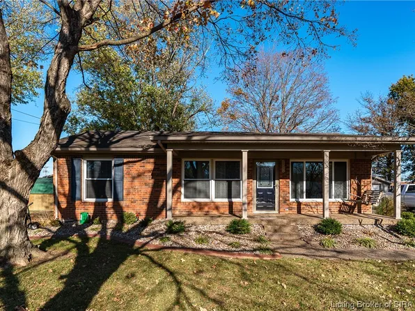 1304 Celesta Way, Sellersburg, IN 47172