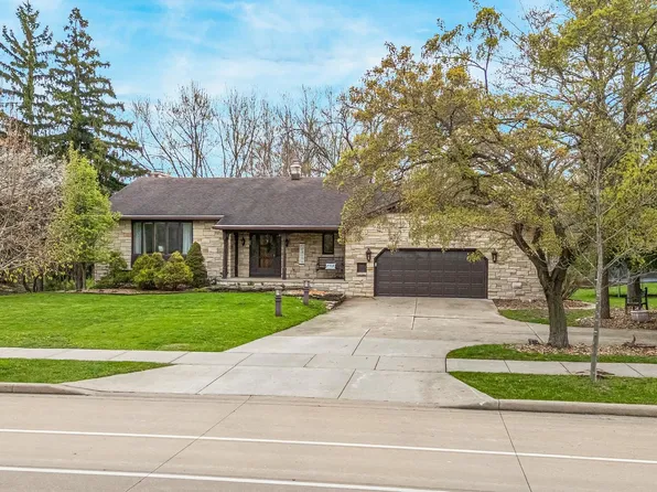 825 W Kimberly Ave, Kimberly, WI 54136