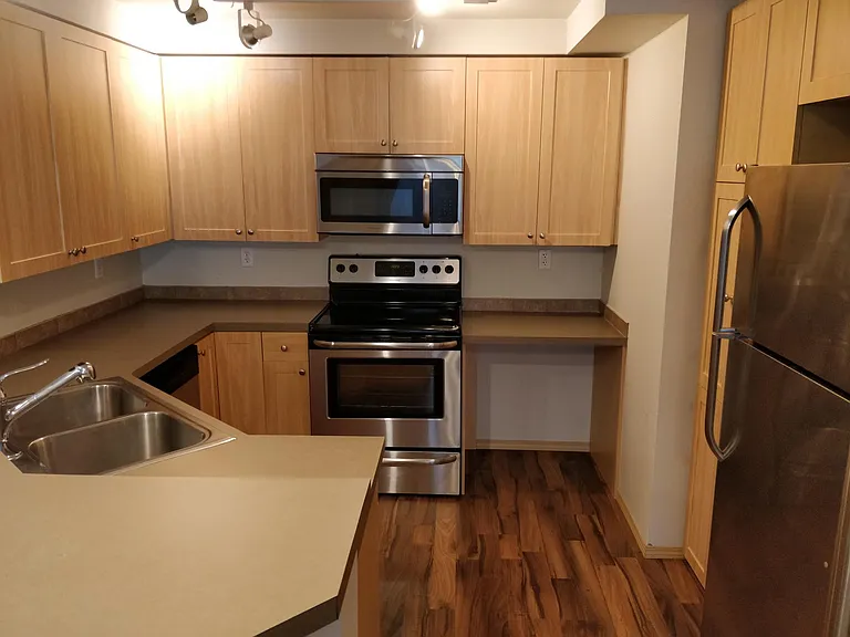 10931 124th Ave NE #103 — Photo 5