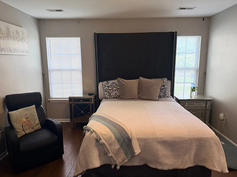 3555 Burkland Dr #1 — Photo 2