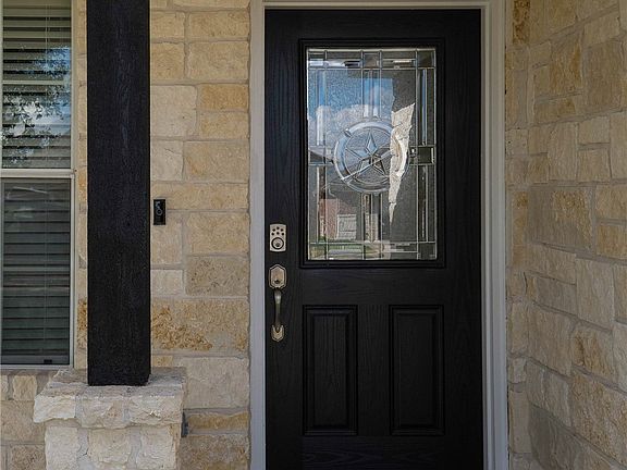3rd image of 2723 Horse Haven Ln