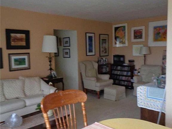 5th image of 20 Wendell St APT 19C