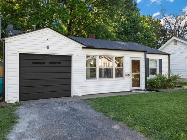 1023 S Weaver Avenue, Springfield, MO 65807
