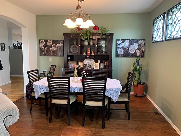 Formal dining room