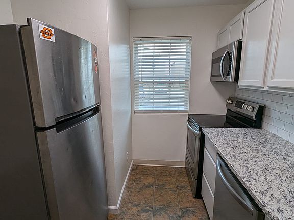 4th image of 3003 E 4th Ave #7