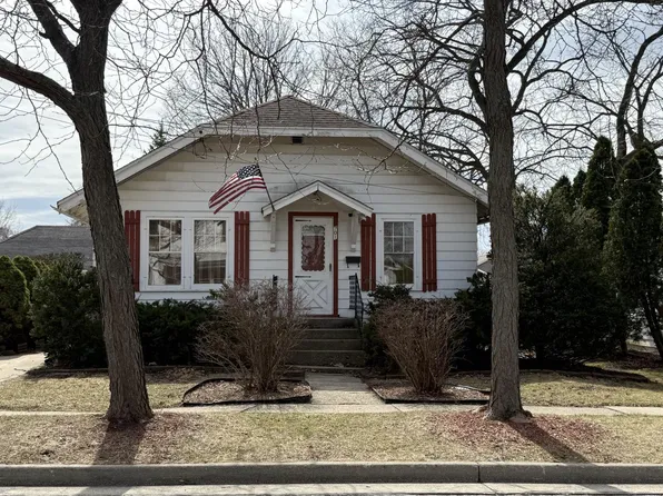 701 11th AVENUE, Union Grove, WI 53182