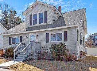 32 Whitmarsh Ave, Worcester, MA 01606