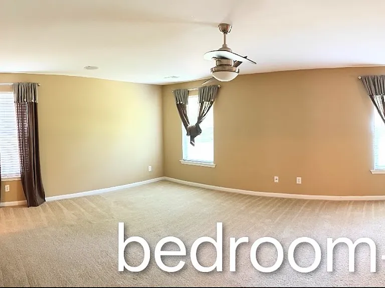 809 Redden Row — Photo 9