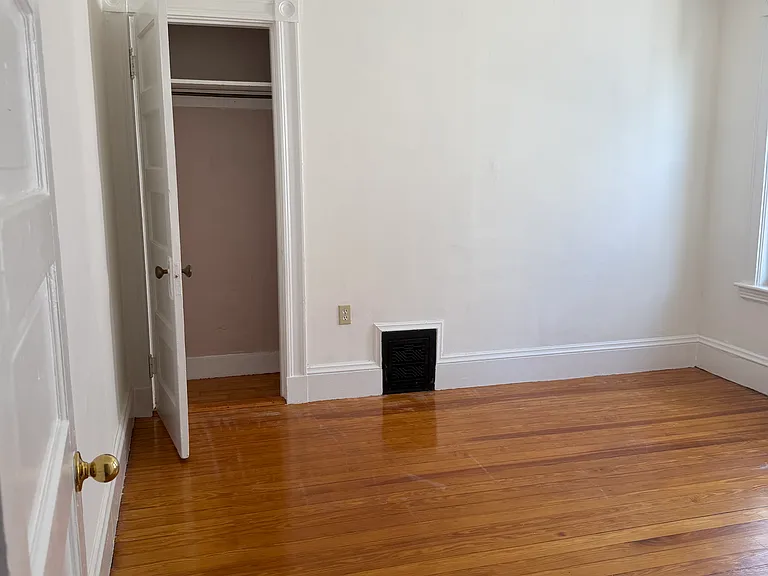 36 Derby St #3 — Photo 6