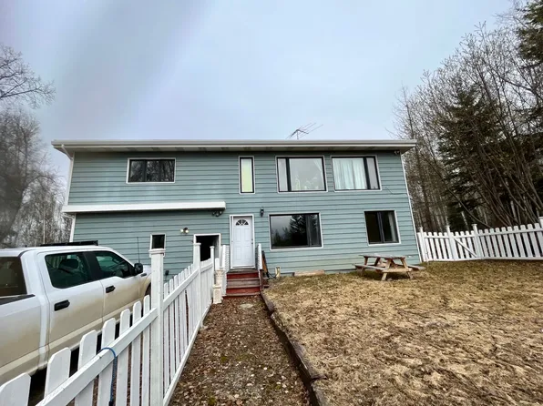 1764 Pine Ridge Dr #2, Fairbanks, AK 99712