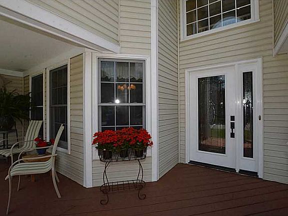 5th image of 705 Lincolnshire Ct