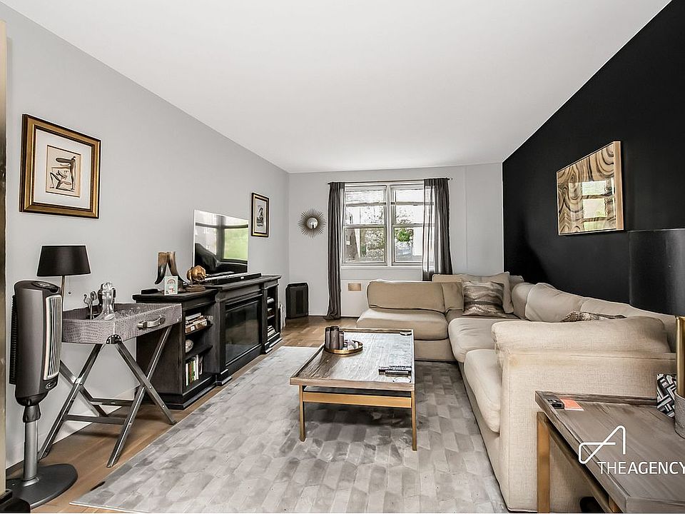 1st image of 3050 Fairfield Ave APT 3F